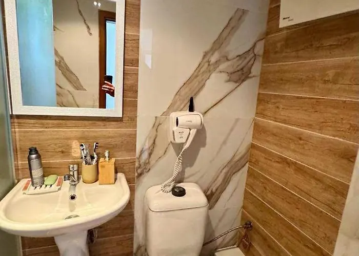 Yeti Complex Apartman